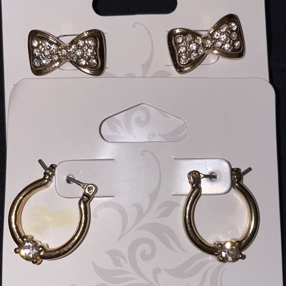 5/$10 Two pair of cute earrings